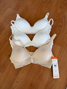 Brand New Set of 3 Lace Trim Light Nude Bra - 34A (Light Nude and White)